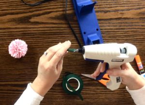 DIY flower pens make children happy